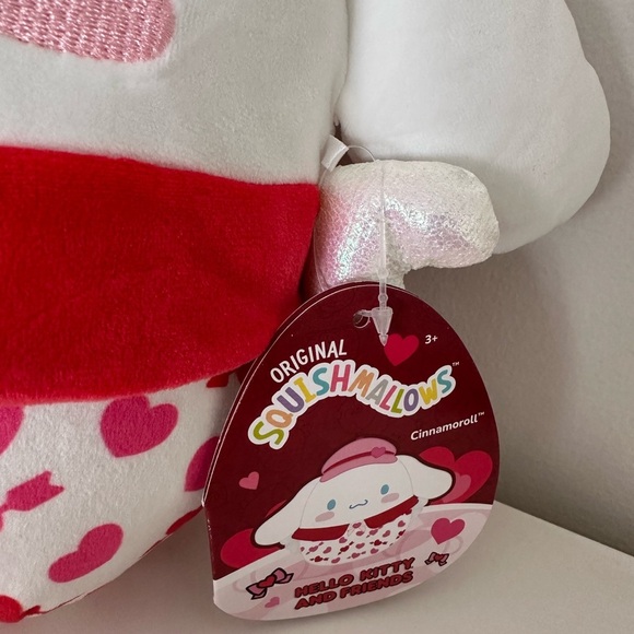 Nwt 8" Cinnamoroll Squishmallows Hello Kitty and Friends - Picture 3 of 4